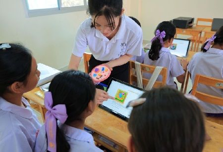 Dhammajarinee Witthaya School Uses AI & Buddhism for Thai Youth